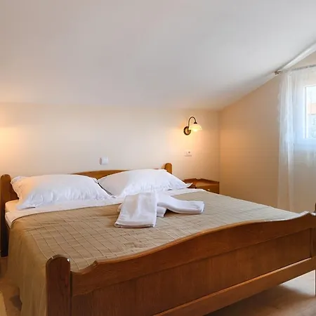 Appartement Beautiful In With Swimming Pool *